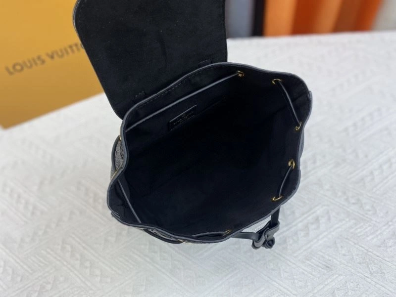 Louis Vuitton Backpacks Neat 79935