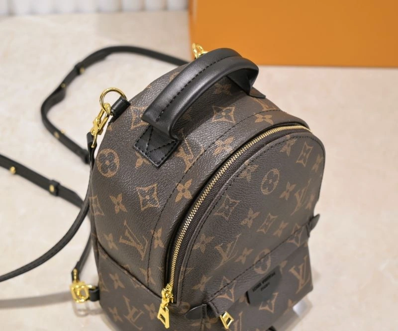 Compact Louis Vuitton Backpacks 79922
