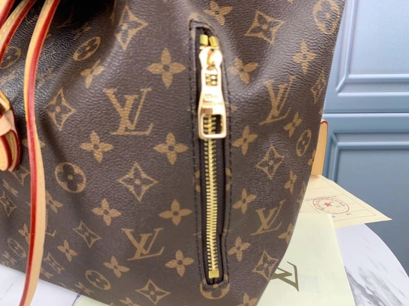 Louis Vuitton Backpacks EasyMatch 79921
