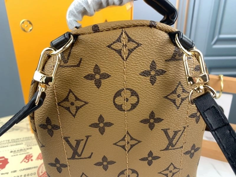 Sustainable Louis Vuitton Backpacks 79916