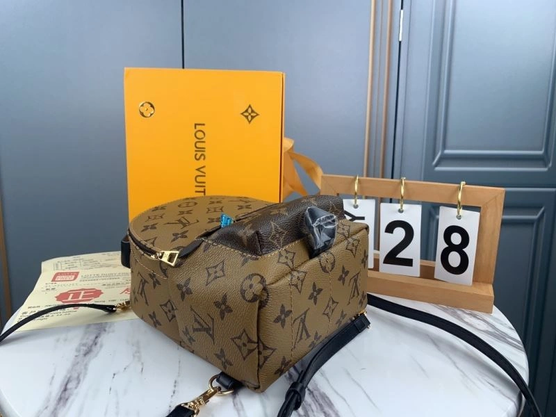 Sustainable Louis Vuitton Backpacks 79916