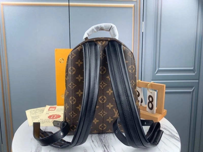MoistureWicking Louis Vuitton Backpacks 79914