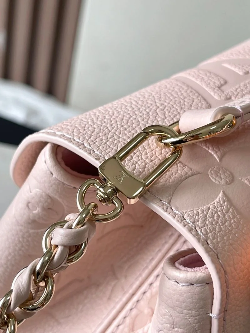 OdorResistant Louis Vuitton Backpacks 40177