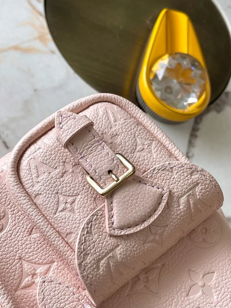 OdorResistant Louis Vuitton Backpacks 40177