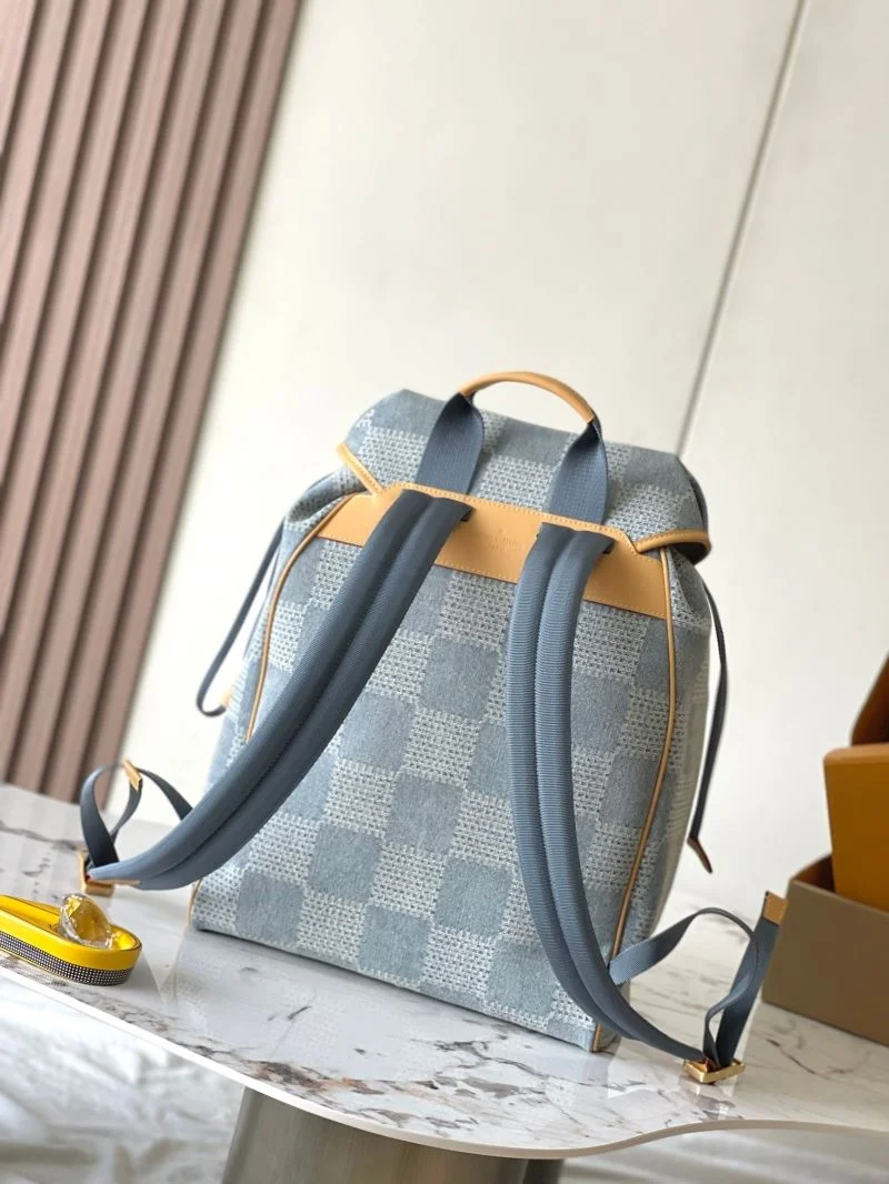 FreshLook Louis Vuitton Backpacks 40163