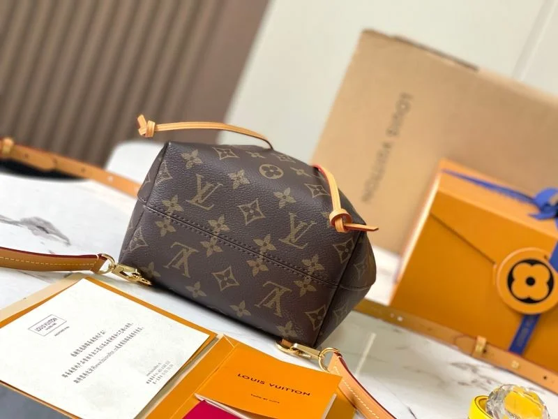 Louis Vuitton Backpacks Fashionable 40155