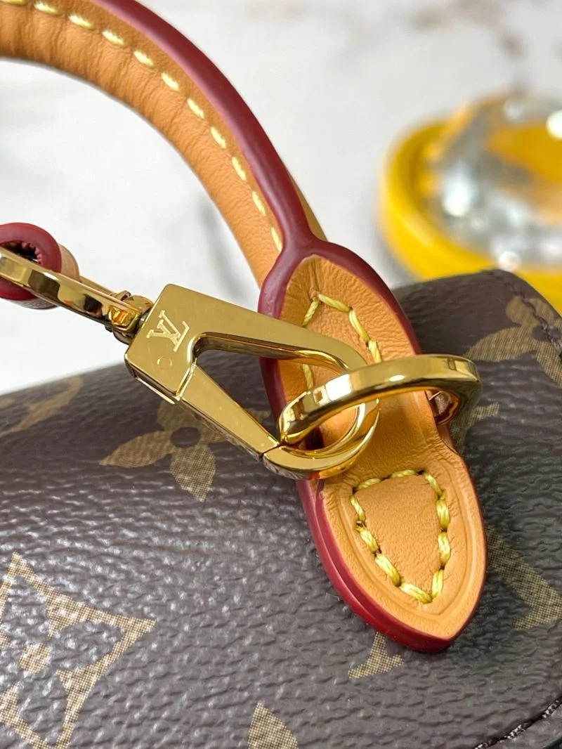 Louis Vuitton Backpacks Fashionable 40155
