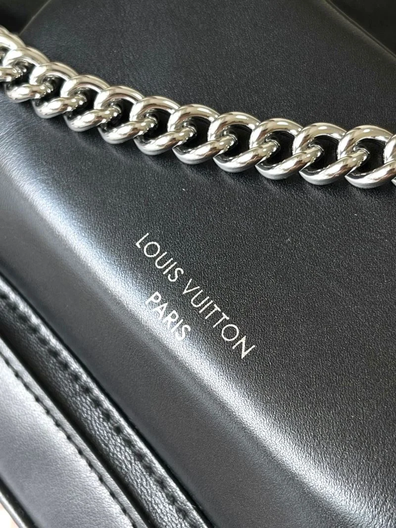 Louis Vuitton Backpacks WeatherProof 40152