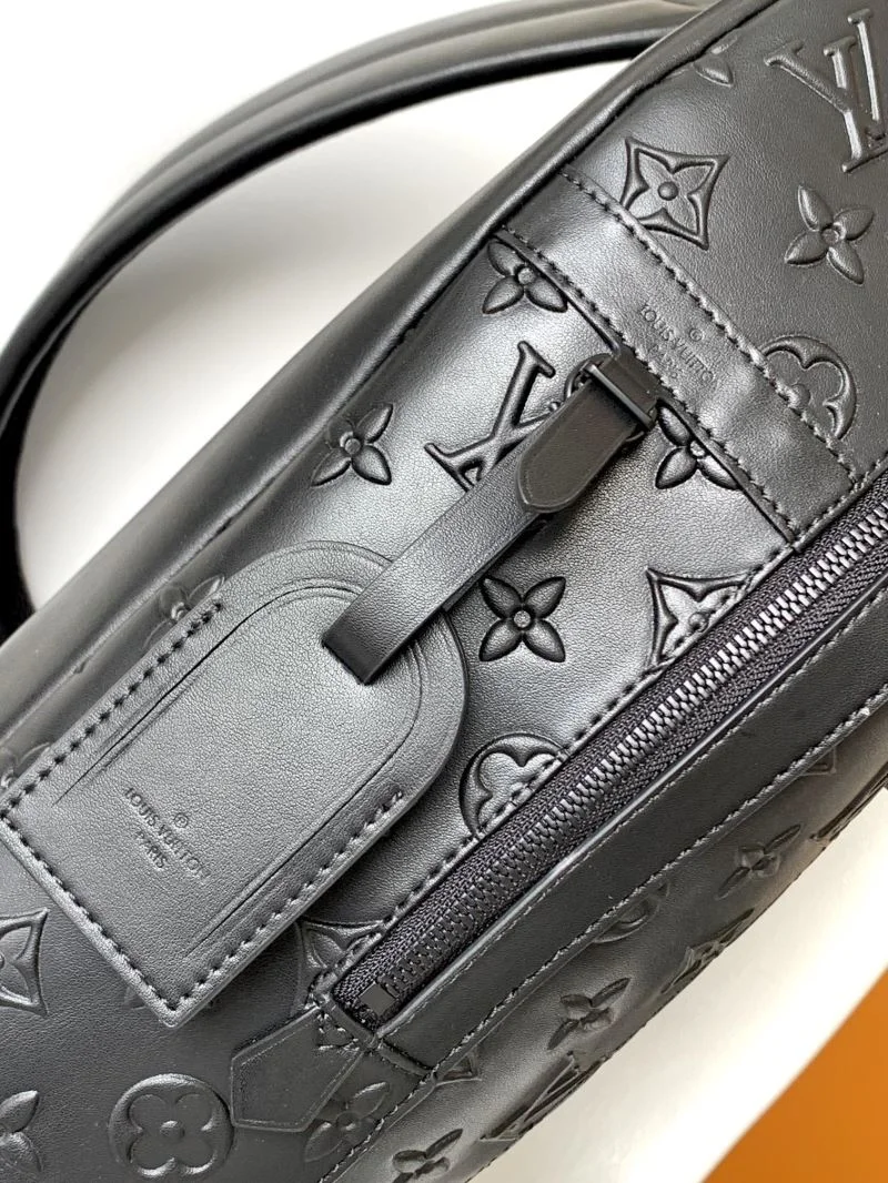 Louis Vuitton Backpacks Functional 39292