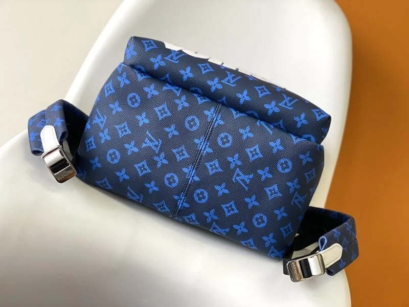 ComfortFit Louis Vuitton Backpacks 39291