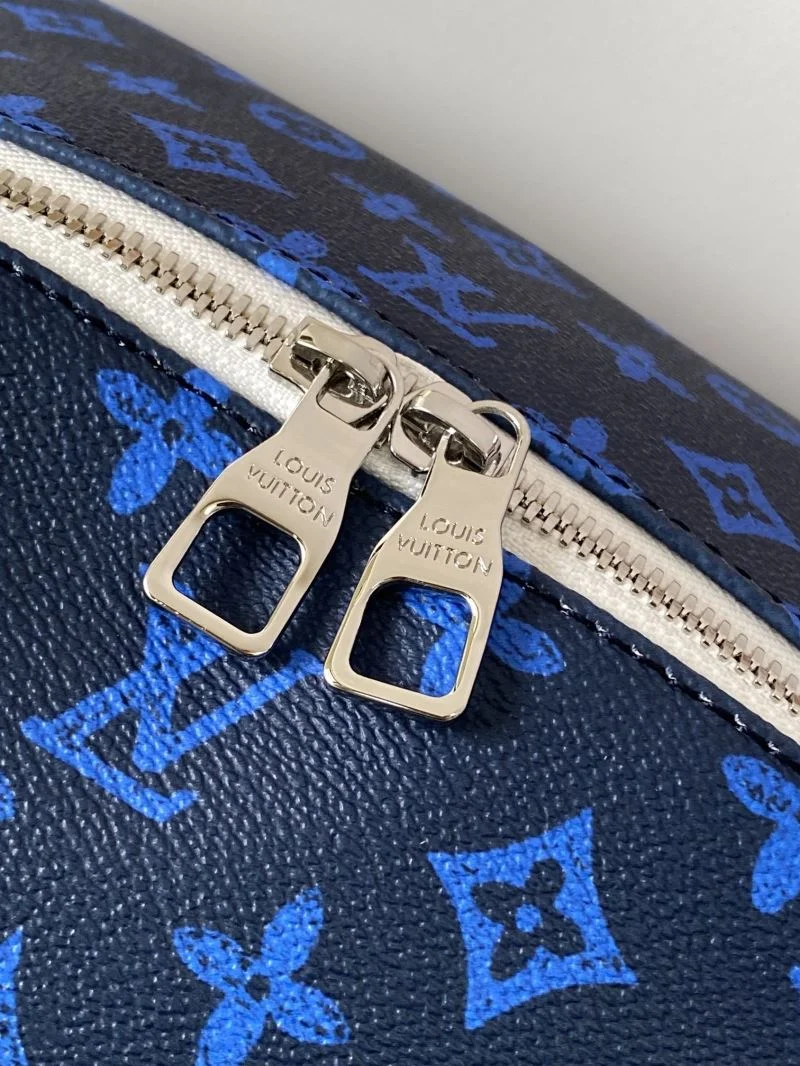 ComfortFit Louis Vuitton Backpacks 39291
