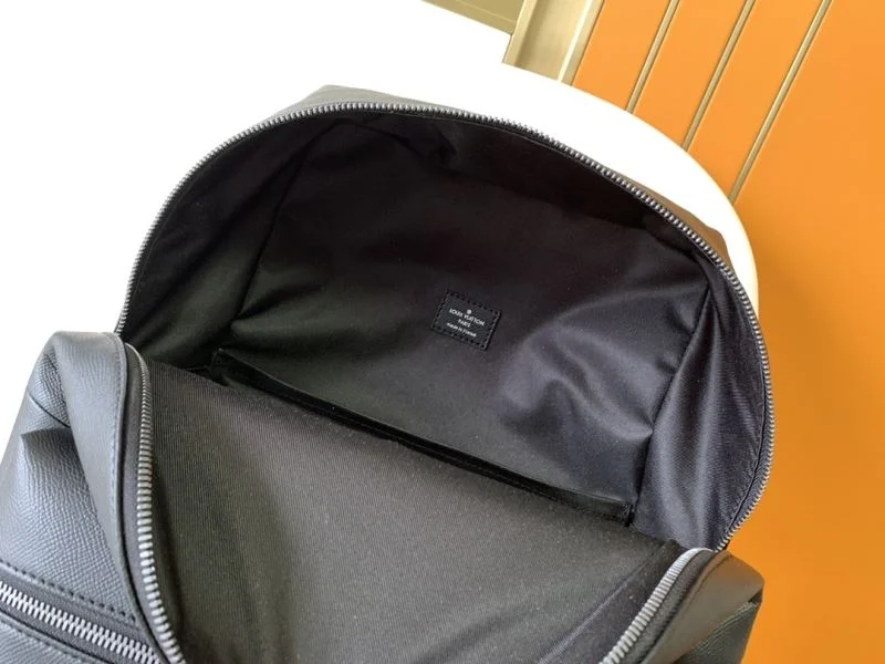 Louis Vuitton Backpacks Compact 39312