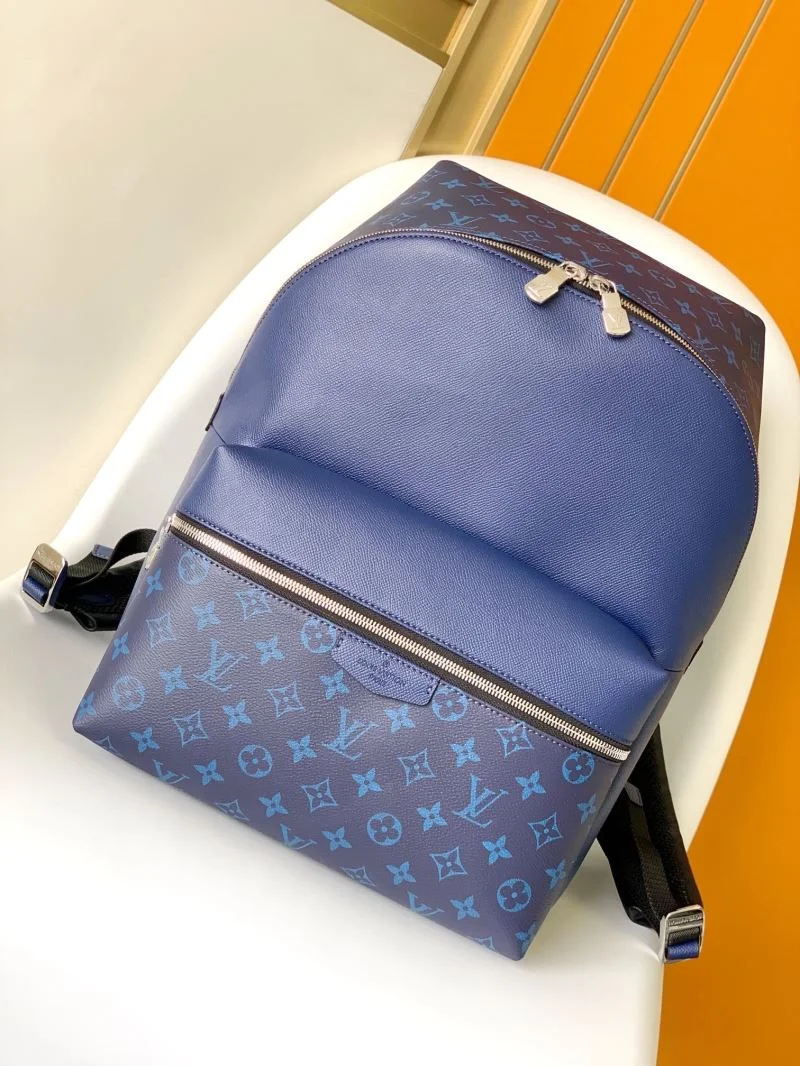 Louis Vuitton Backpacks Unisex 39308