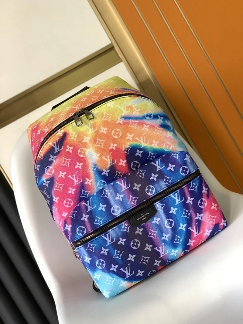 Chic Louis Vuitton Backpacks 39302