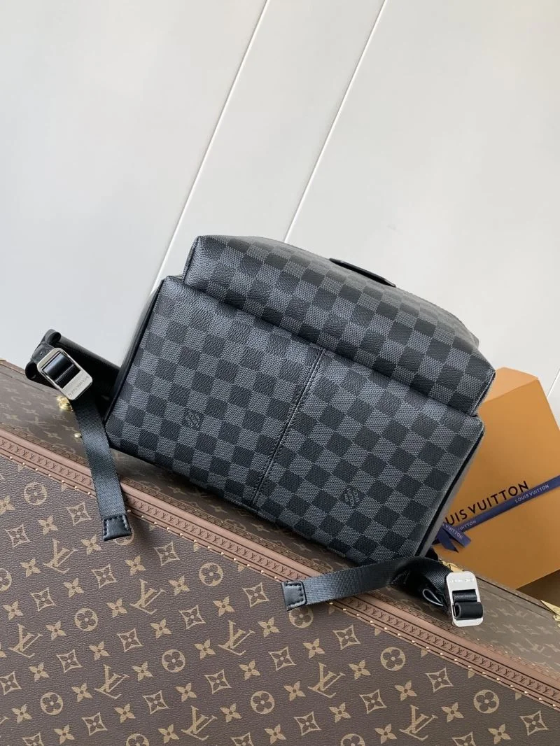 Louis Vuitton Backpacks Cozy 38936