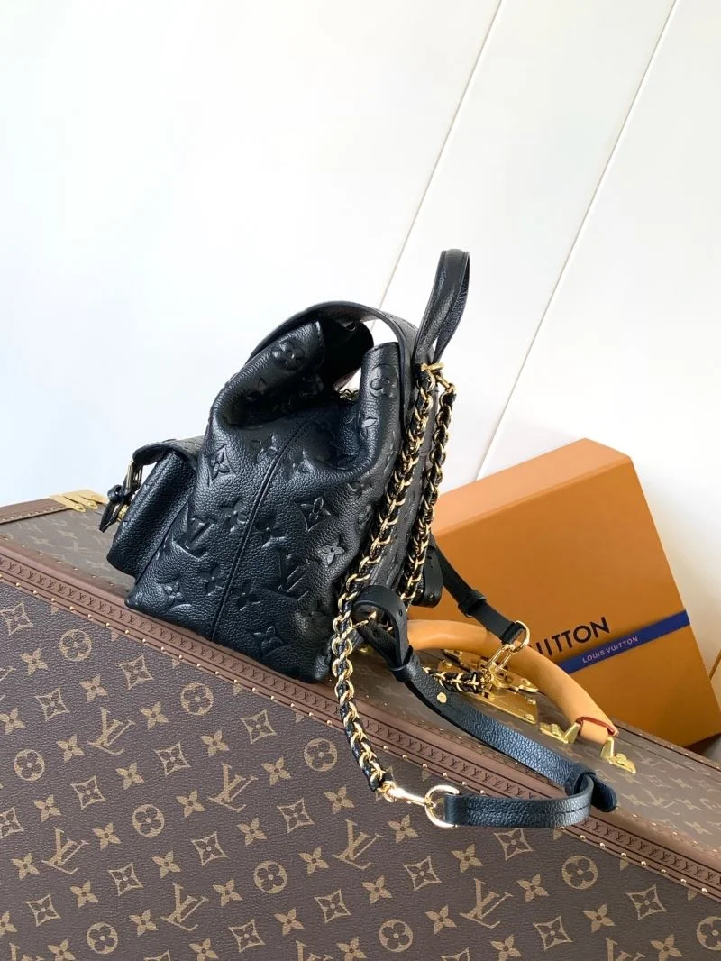 Stretchable Louis Vuitton Backpacks 38929