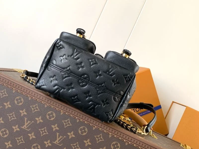 Stretchable Louis Vuitton Backpacks 38929