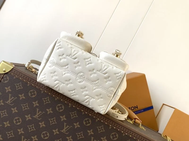 FashionForward Louis Vuitton Backpacks 38926