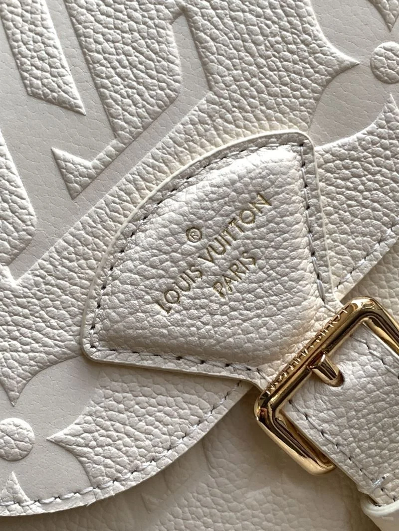 FashionForward Louis Vuitton Backpacks 38926