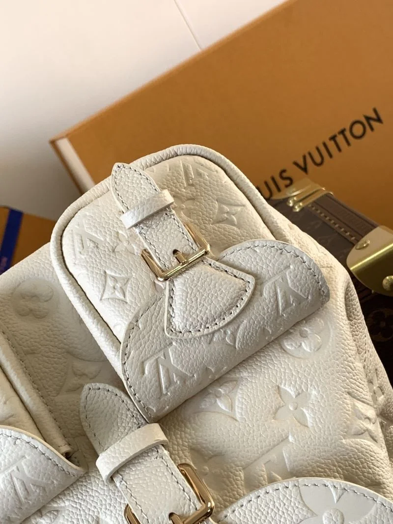 FashionForward Louis Vuitton Backpacks 38926