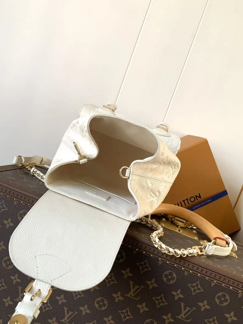 FashionForward Louis Vuitton Backpacks 38926