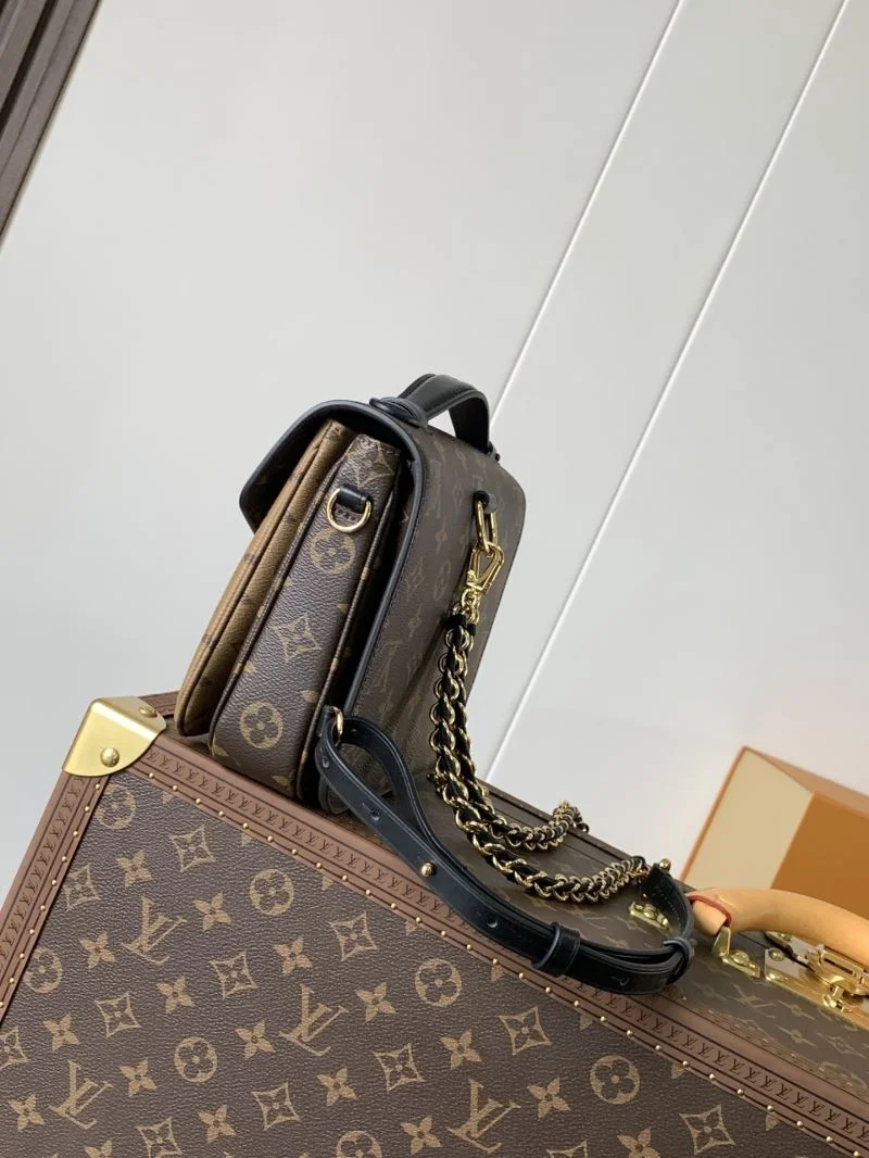 Louis Vuitton Backpacks FastDry 38924