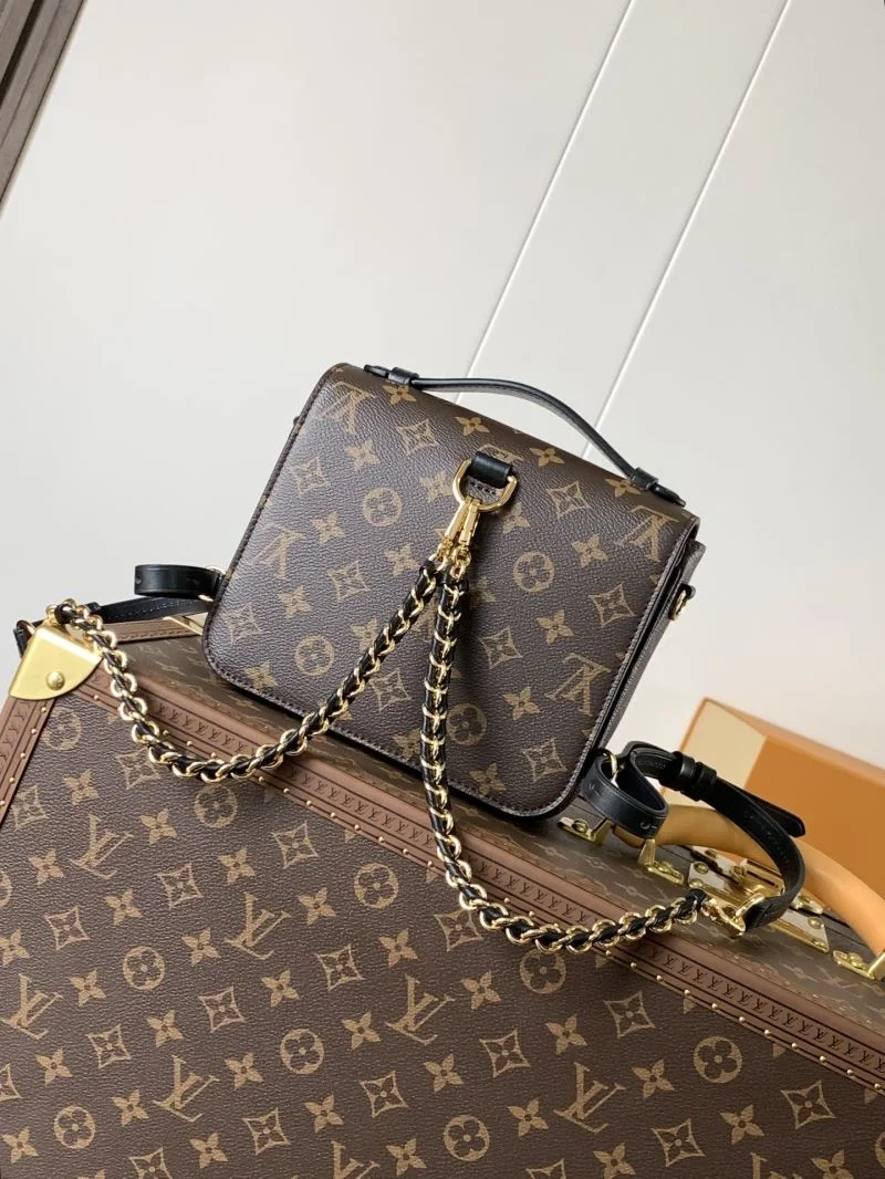 Louis Vuitton Backpacks FastDry 38924