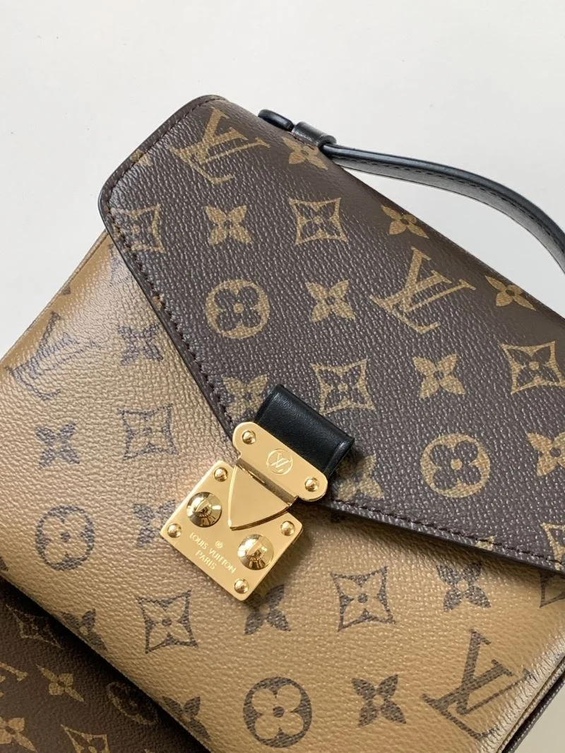 Louis Vuitton Backpacks FastDry 38924