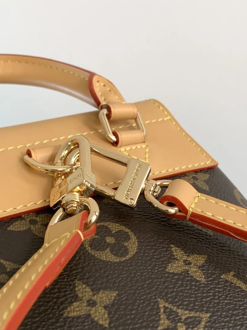 Louis Vuitton Backpacks Effortless 38940