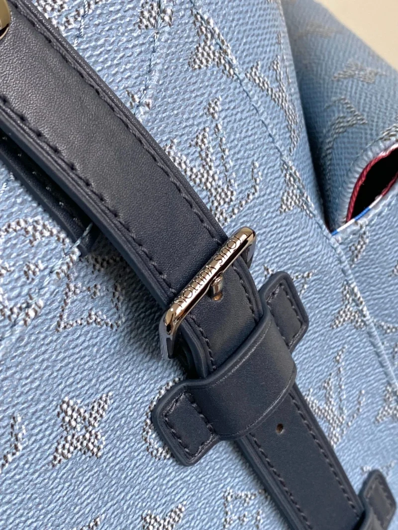Louis Vuitton Backpacks Compact 38923