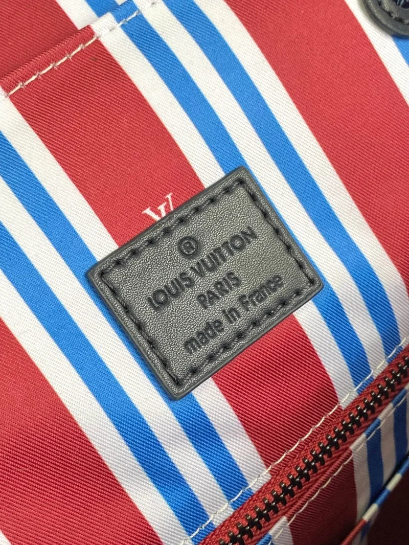 Louis Vuitton Backpacks Compact 38923