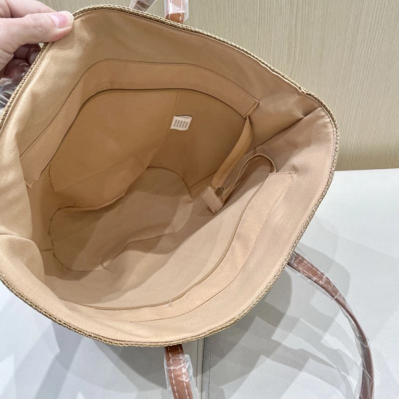 WaterResistant Louis Vuitton Bags 255570