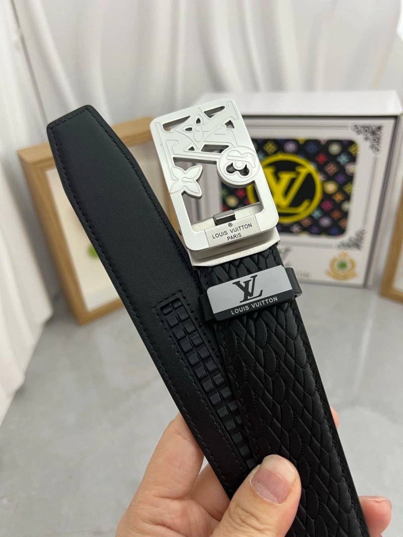 RelaxedFit Louis Vuitton Belts 299323