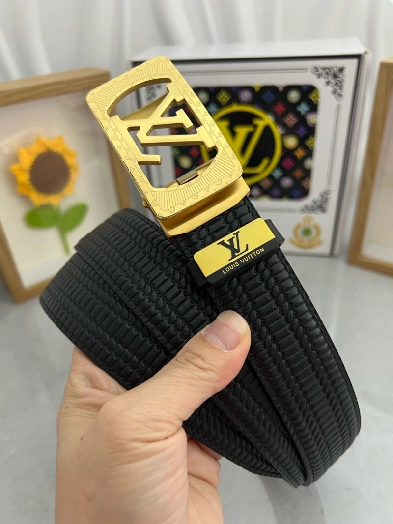 Louis Vuitton Belts EyeCatching 299307