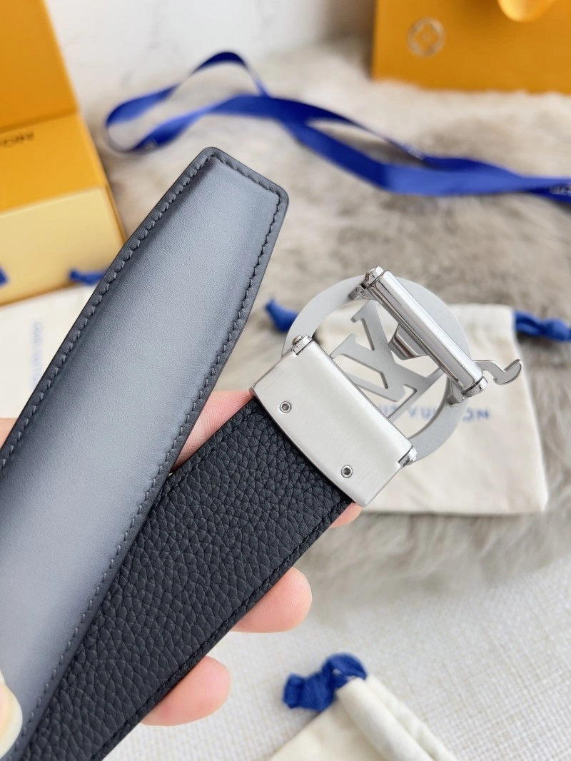 Unique Louis Vuitton Belts 299281