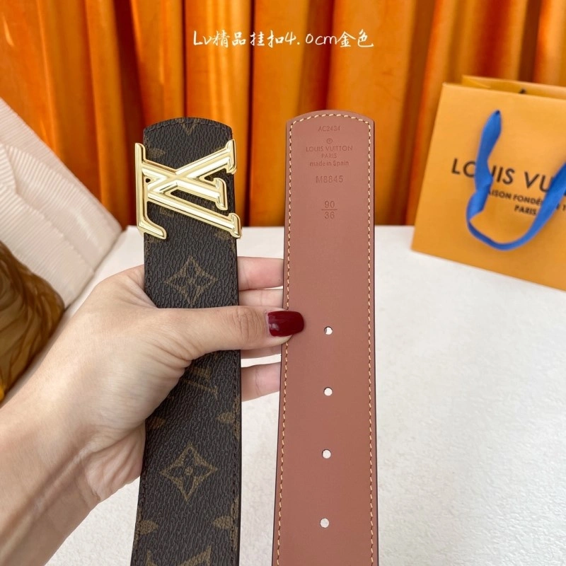 Effortless Louis Vuitton Belts 299282