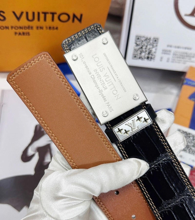Louis Vuitton Belts Breathable 299292