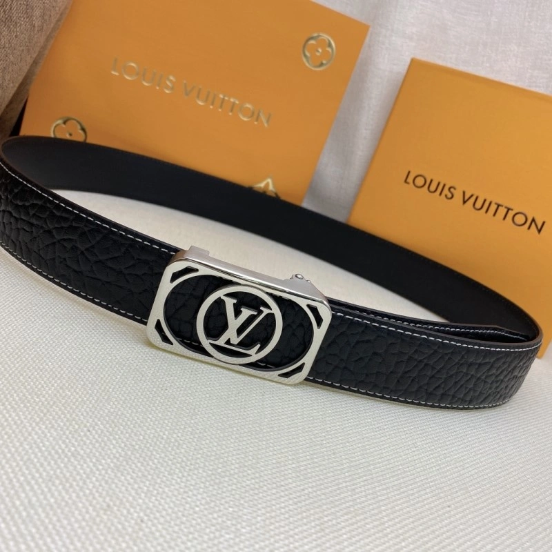 Louis Vuitton Belts Trendsetting 299271