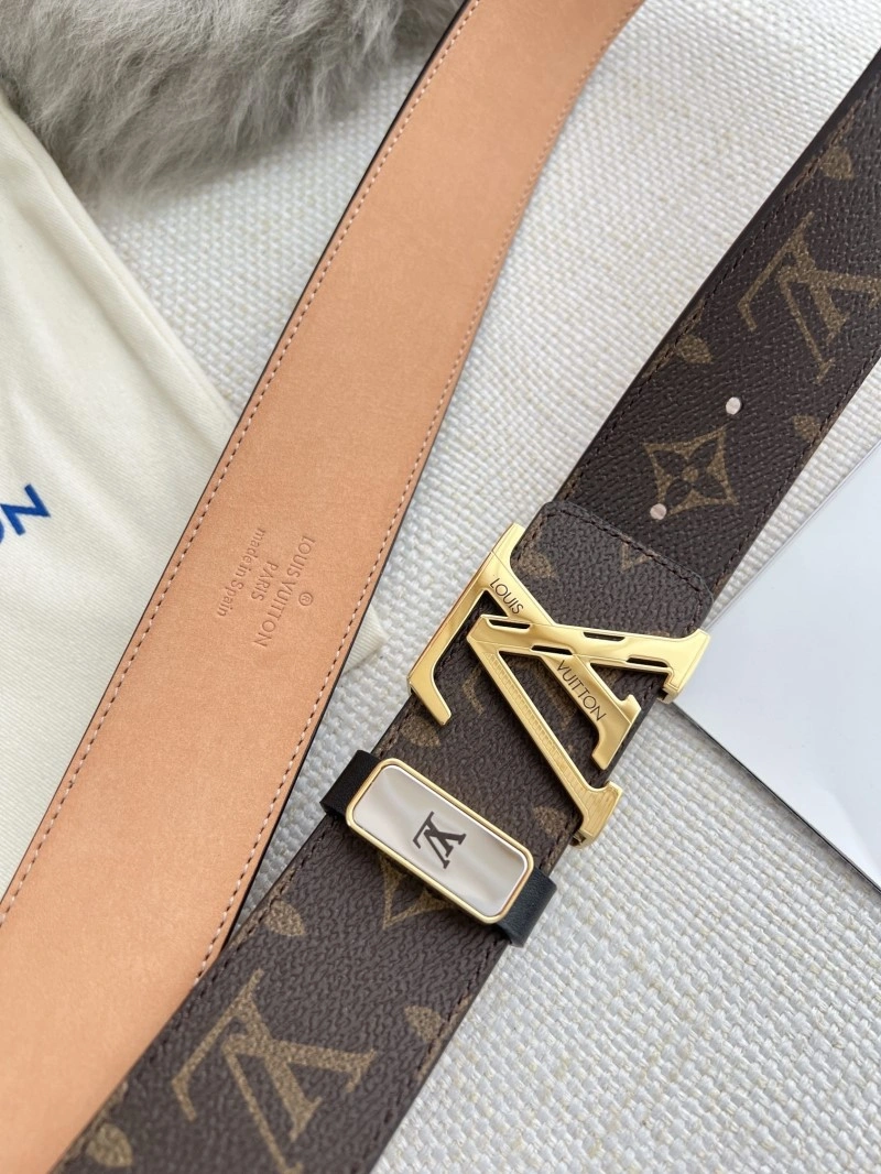 ModernLook Louis Vuitton Belts 299267