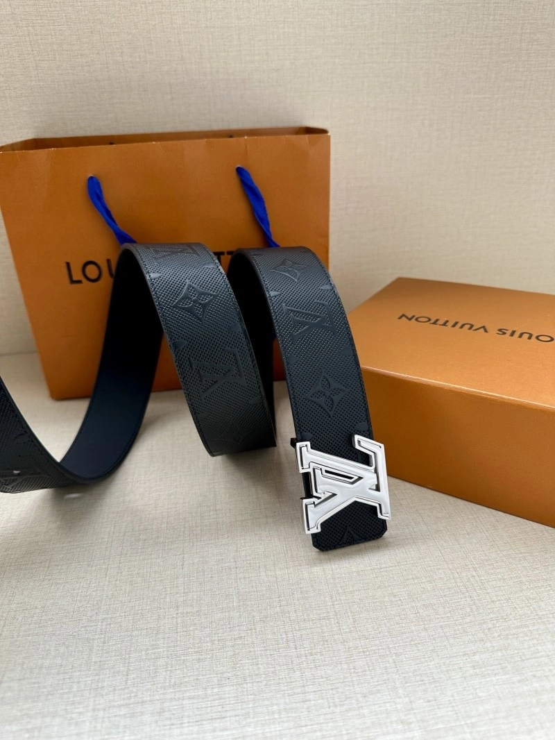 Trendsetting Louis Vuitton Belts 299240