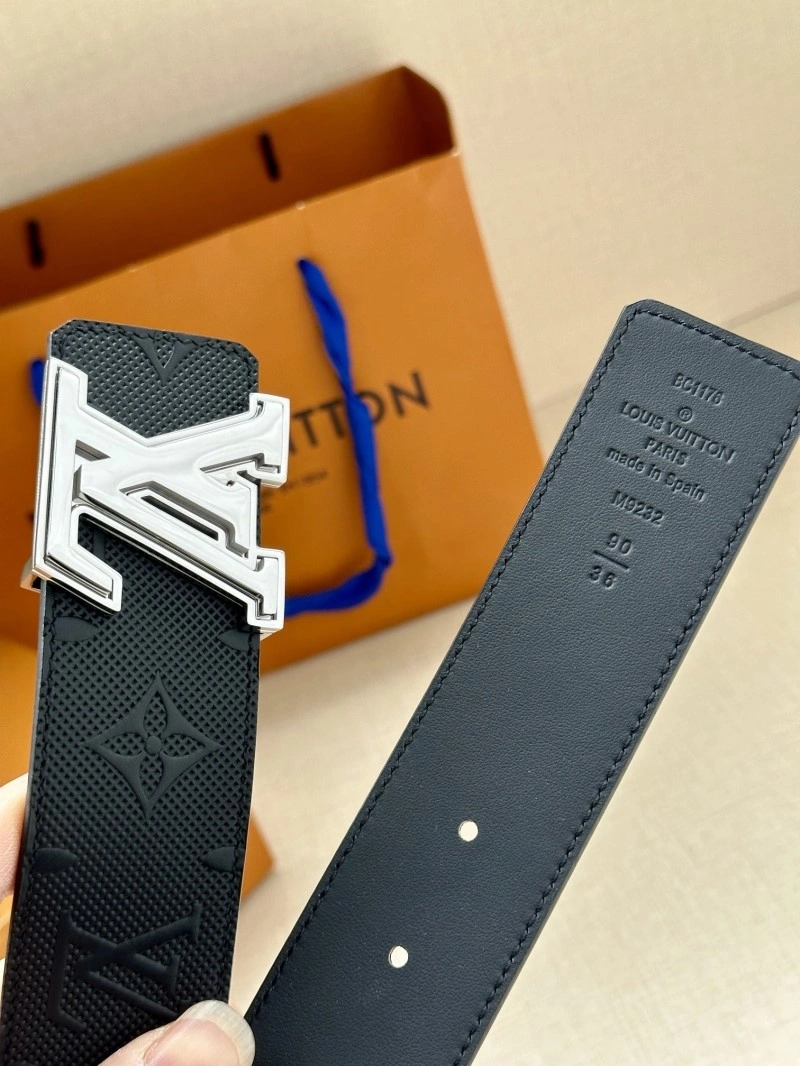 Trendsetting Louis Vuitton Belts 299240