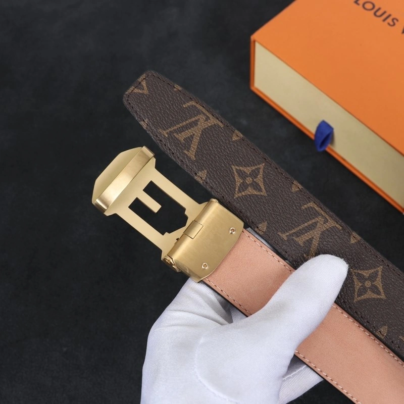EyeCatching Louis Vuitton Belts 299196