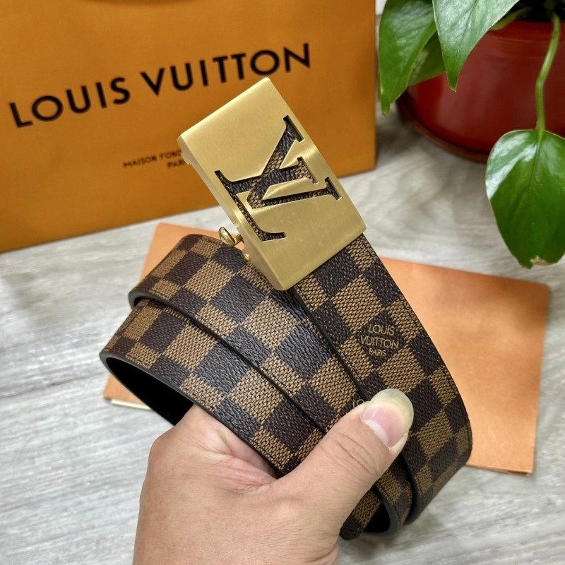 Effortless Louis Vuitton Belts 299192
