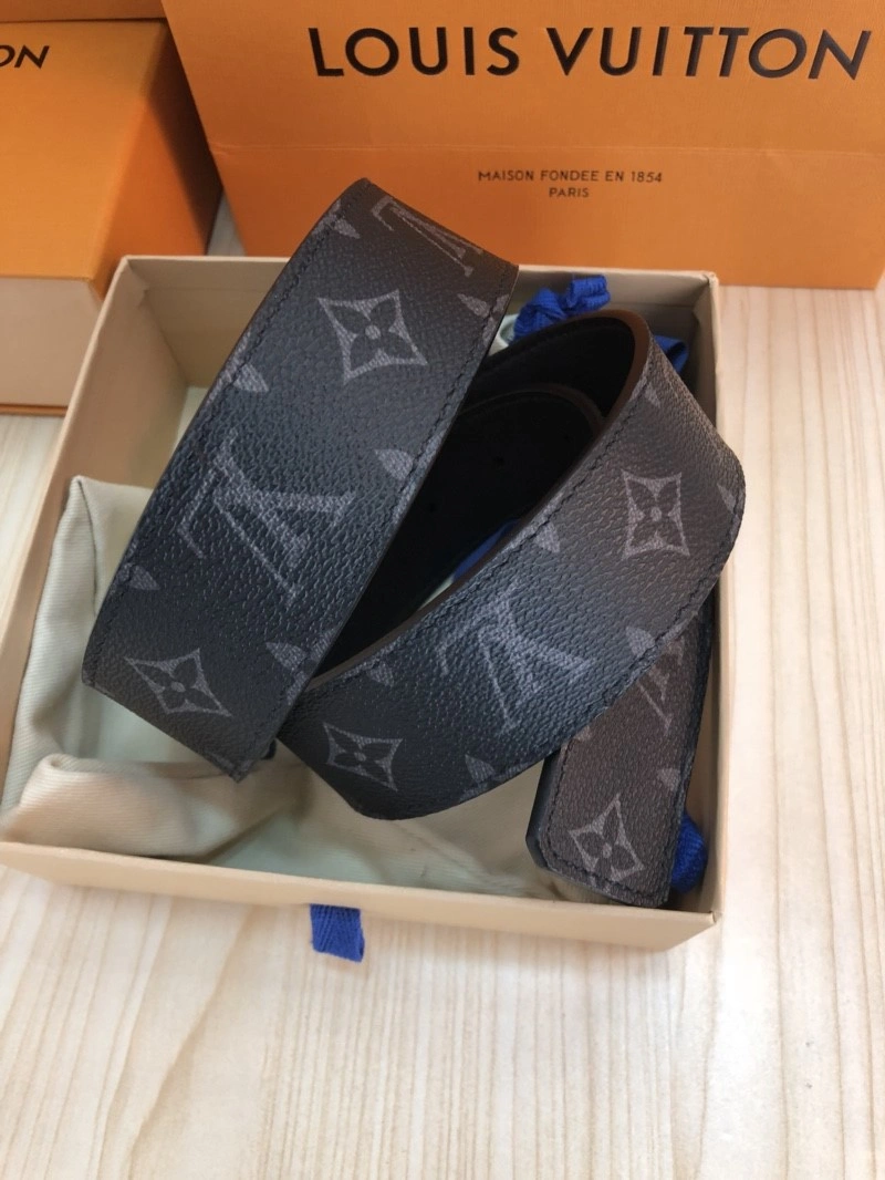 Louis Vuitton Belts Versatile 299169