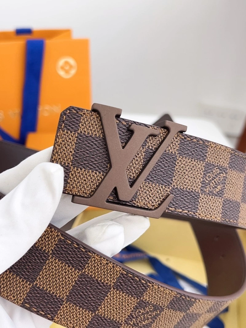 Louis Vuitton Belts Flexible 299156