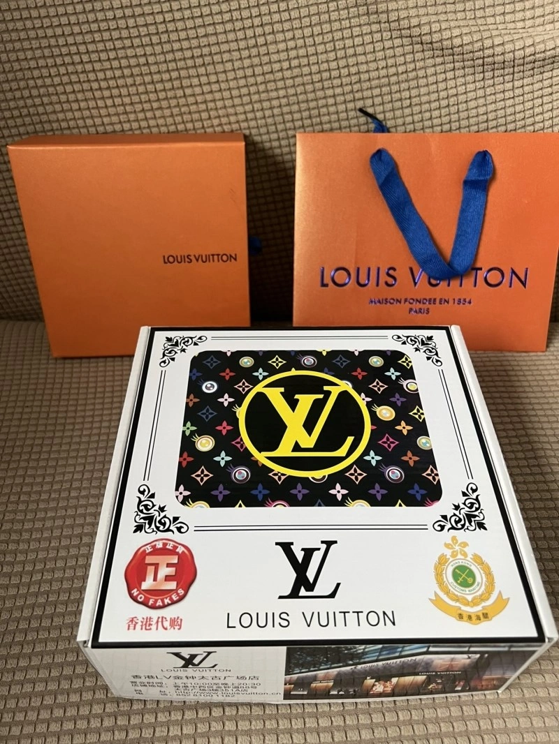 Effortless Louis Vuitton Belts 299173