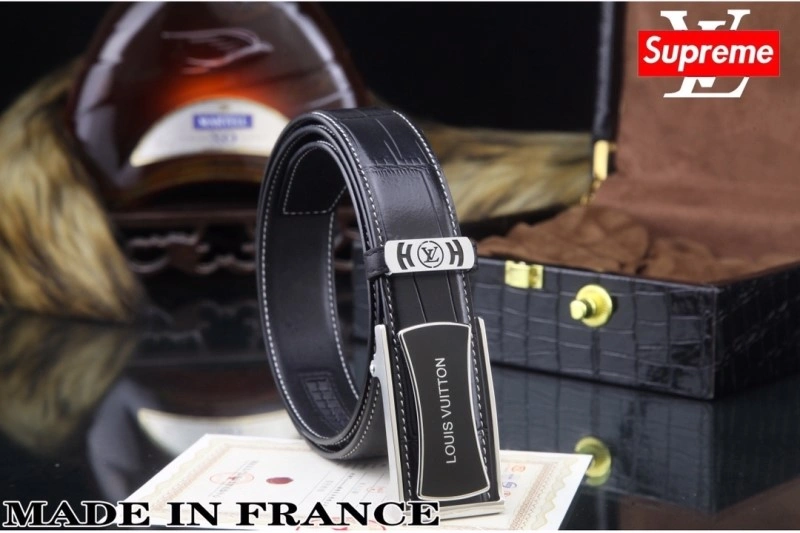 Casual Louis Vuitton Belts 299140