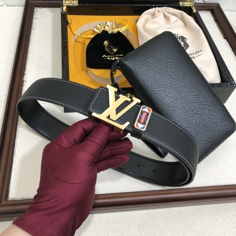 EyeCatching Louis Vuitton Belts 299132