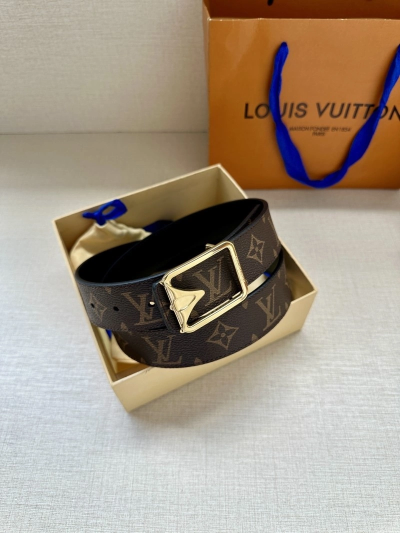 Bright Louis Vuitton Belts 299077