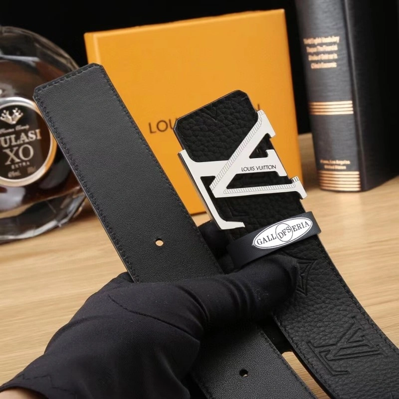 Sporty Louis Vuitton Belts 299109